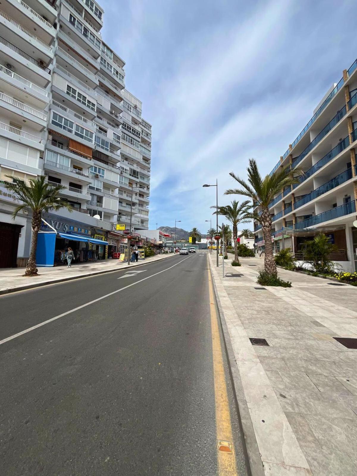 Espectacular Piso Sobre La Playa Apartment