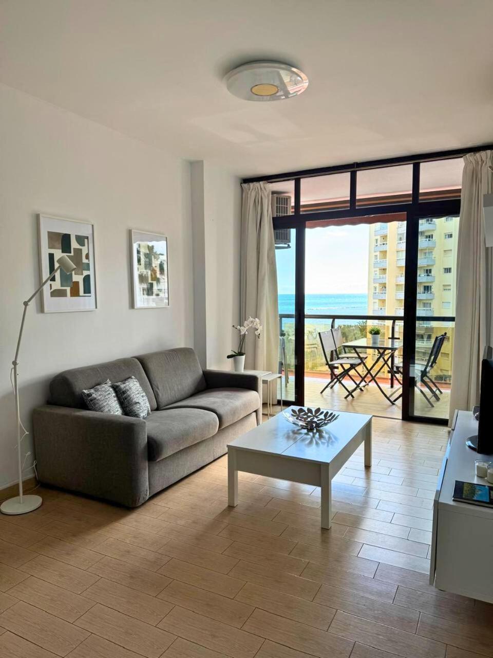 Espectacular Piso Sobre La Playa