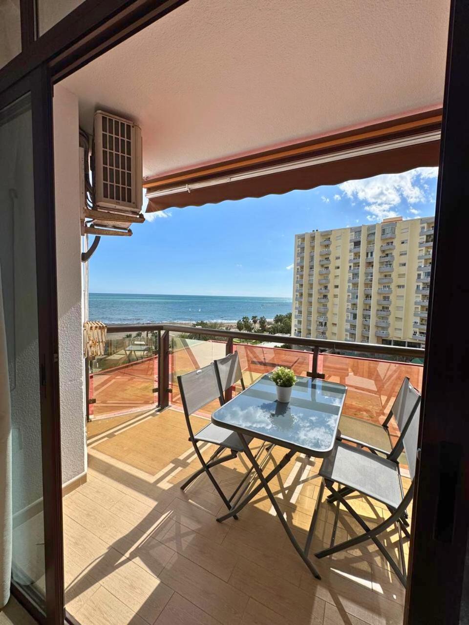 Espectacular Piso Sobre La Playa Apartment Benalmadena